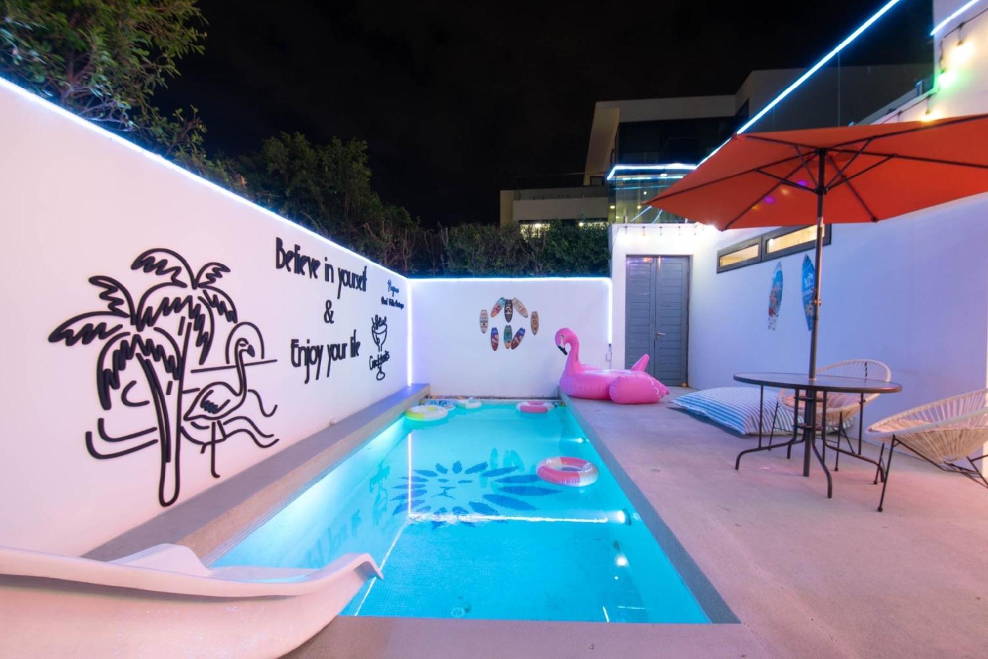 Pupae Pool Holiday park